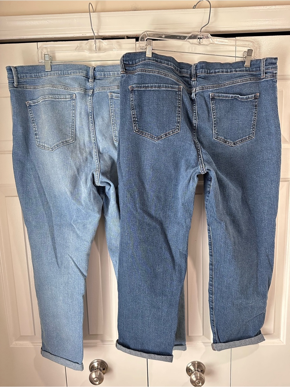 2 pair Gloria Vanderbilt Boyfriend Cuffed Jeans size 18 Light & Medium Blue Wash